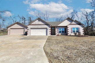 21557 S Falyn Rd, Claremore, OK 74019