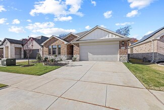 522 Castle Rd, Sherman, TX 75092