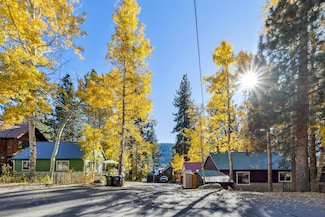 13607 Moraine Rd, Truckee, CA 96161