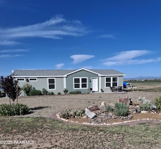 25680 N High Desert Rd, Paulden, AZ 86334