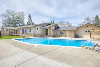 3320 Upper River Rd, Grants Pass, OR 97526