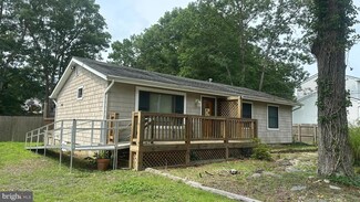 211 Compass Rd, Manahawkin, NJ 08050