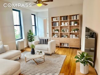 246 E 51st St Unit 22, New York, NY 10022
