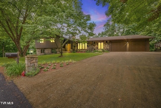 4035 Lakewood Dr, Kingsport, TN 37663