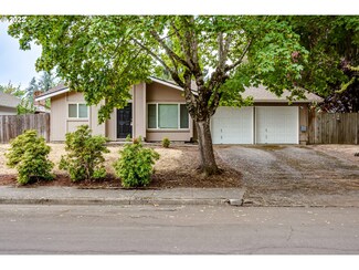 4028 Hampshire Ln, Eugene, OR 97404