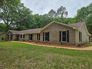 127 W Robin Hill Dr, Americus, GA 31719