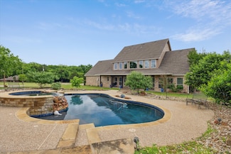 6251 Hayes Rd, Midlothian, TX 76065