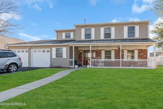 19 Briartwist Ln, Howell, NJ 07731