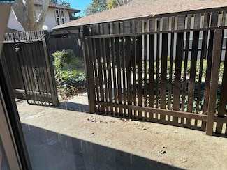 5451 Roundtree Place, Concord, CA 94521
