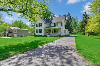 7263 Quaker Rd, Orchard Park, NY 14127