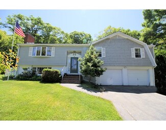 11 Ryan Rd, Gloucester, MA 01930