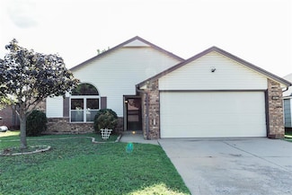 11417 Wallace Ave, Oklahoma City, OK 73162