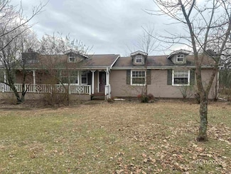 1013 Elm St, Coal Hill, AR 72832