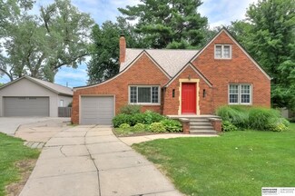 1115 S 84th St, Omaha, NE 68124