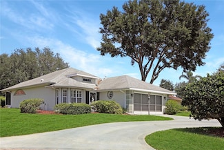21926 King Alfred St, Leesburg, FL 34748
