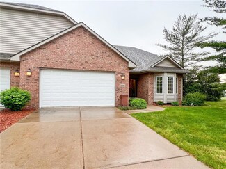 5996 Pommel Cir, West Des Moines, IA 50266
