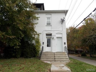 213 E Garfield St Unit B, Belleville, IL 62220