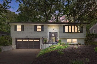 108 Shorelane Dr, Michigan City, IN 46360