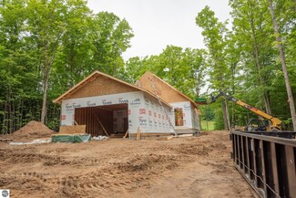 4972 Hawks Spur, Bellaire, MI 49615