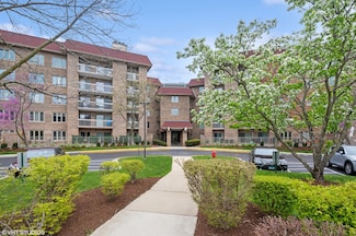 1220 Rudolph Rd Unit 1K, Northbrook, IL 60062