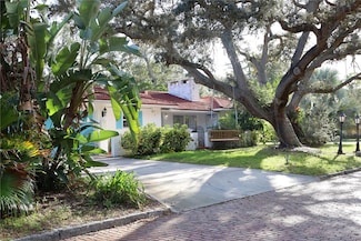 7716 Dartmouth Ave N, Saint Petersburg, FL 33710