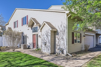 9172 Comstock Ln N Unit 401, Osseo, MN 55311