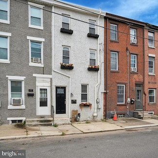 46 W Front St, Bridgeport, PA 19405