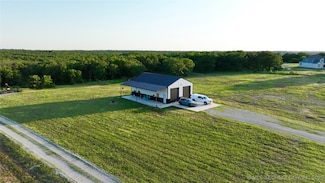 557 Highpoint Ln, Skiatook, OK 74070