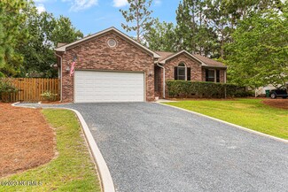 65 Sawmill Rd E, Pinehurst, NC 28374