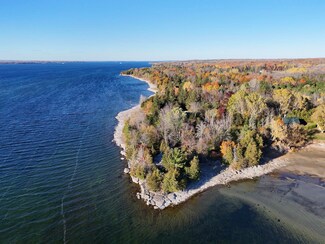 417 W Shore Rd, South Hero, VT 05486