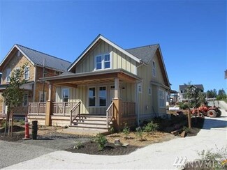 36 Barnhill Lp, Pacific Beach, WA 98571
