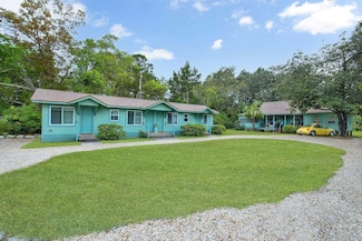 1414 Coastal Hwy, Panacea, FL 32346