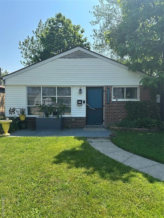 26204 Lehner St, Roseville, MI 48066