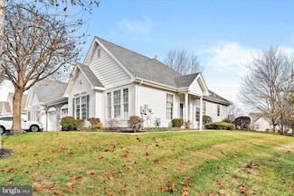 207 Burholme Dr, Trenton, NJ 08691