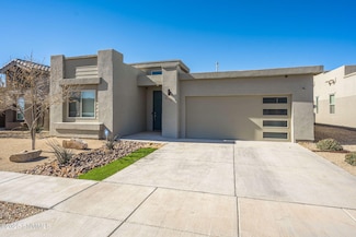 6111 Firefly, Las Cruces, NM 88012