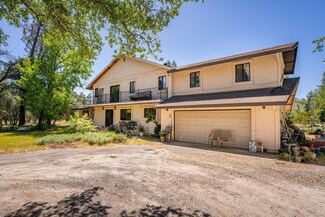 16440 Acero Dr, Anderson, CA 96007