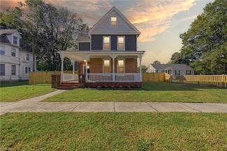802 Decatur St, Chesapeake, VA 23324