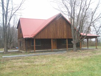 1435 E Watson Ln, Petersburg, IN 47567