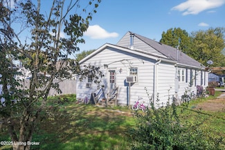 106 Shearin Ave, Danville, KY 40422