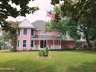 5730 Stateline Rd, Walls, MS 38680