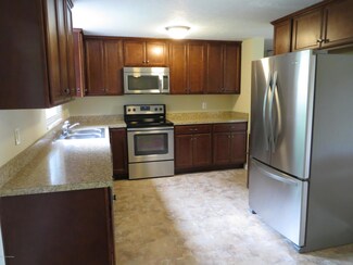 4003 Northumberland Dr, Louisville, KY 40245