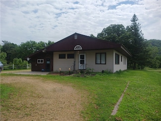 S1131 Knabe Rd, Nelson, WI 54756