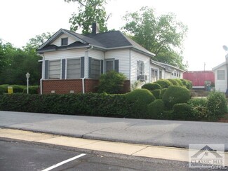 140 N Chase St, Athens, GA 30606