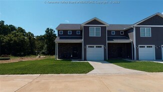 46 Residence Dr, Winfield, WV 25213