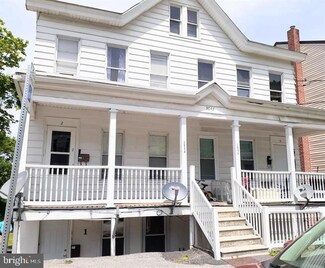 2048 Mahantongo St, Pottsville, PA 17901