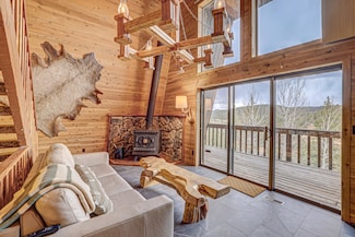 610 Skyline View Dr, Duck Creek Village, UT 84762