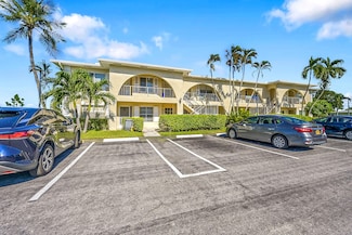 13791 Flora Place Unit A, Delray Beach, FL 33484