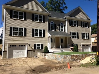 7 Lawson St Unit 8, Woburn, MA 01801