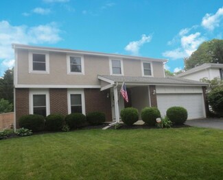 272 Bluejay Dr, Columbus, OH 43235