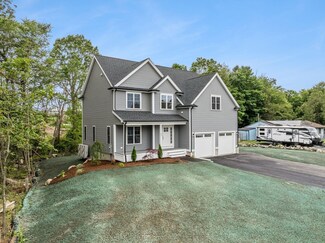 83 Debbie Rd Unit Lot 8, Brockton, MA 02302